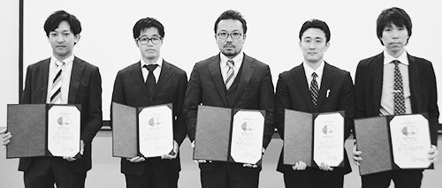 左より、木﨑皓太、滝沢 崇、高尾紘一郎、中村和弘、鈴木周二